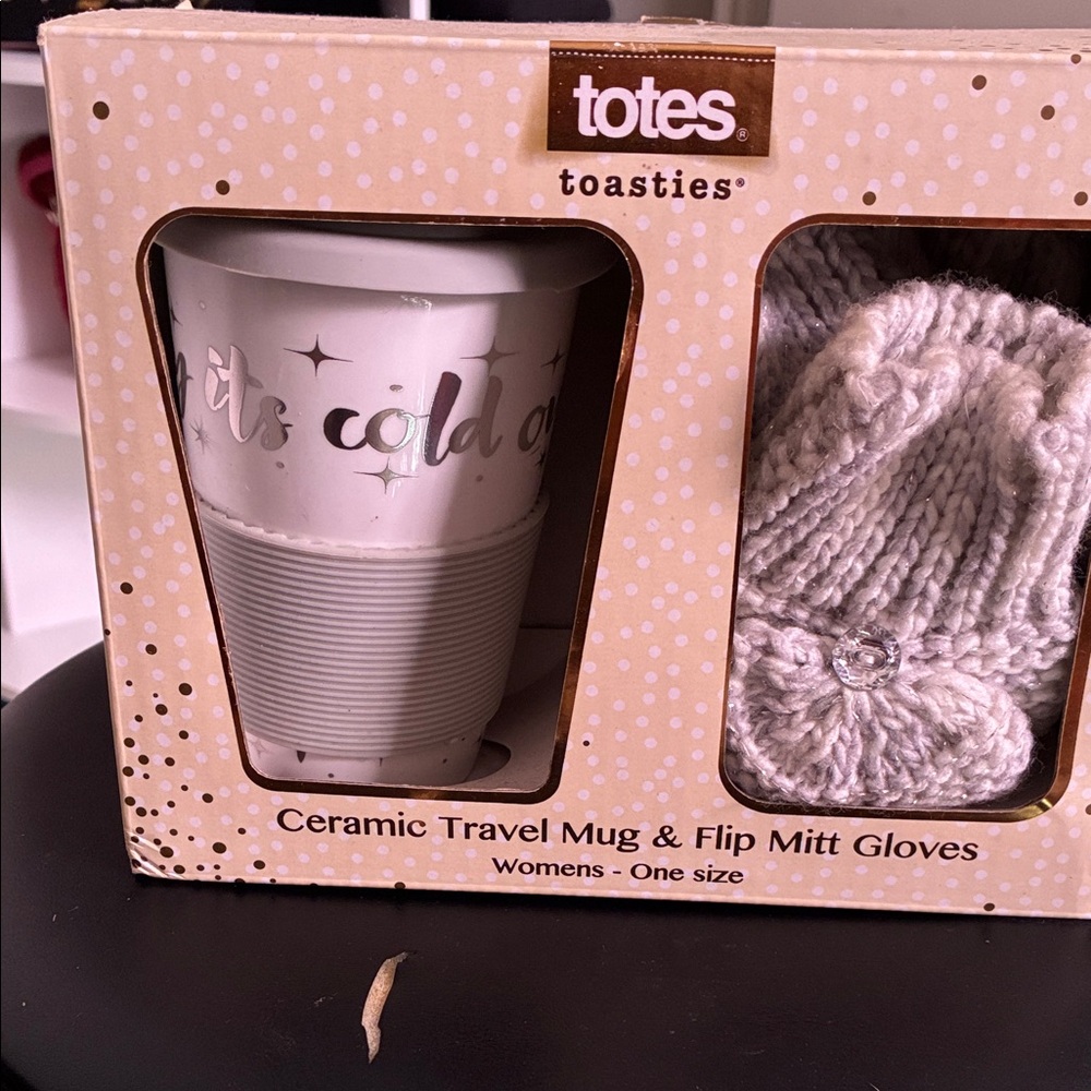 Totes Toasties White Ceramic Mug and Mittens Set